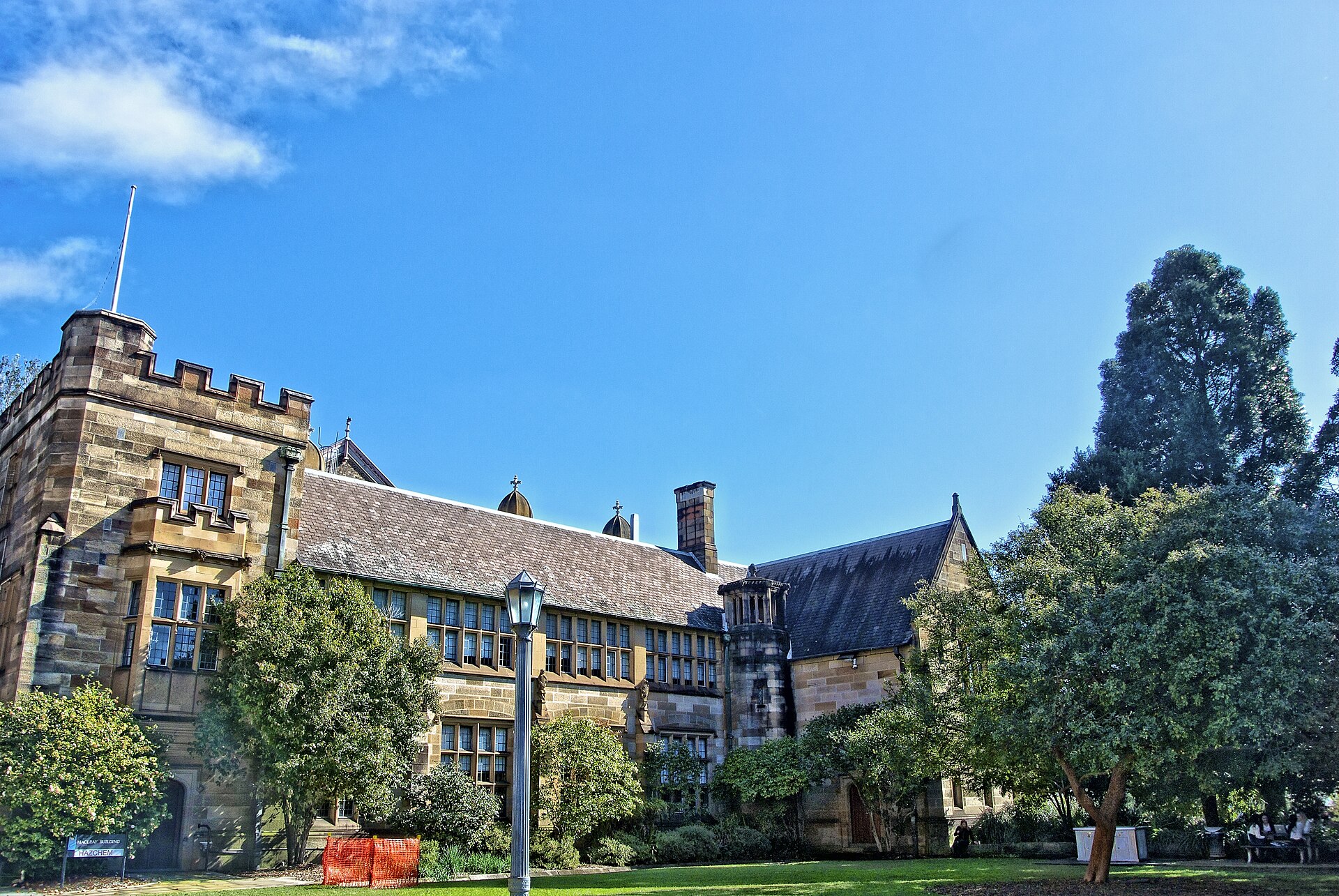 Schools and Education in Sydney: Universities, Schools and Training